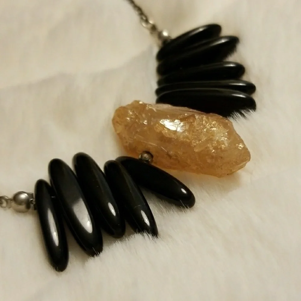 EYE CANDY L.A. // edgy boho chic crystal necklace - Picture 3 of 8